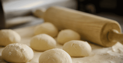 手作りパン教室の先生